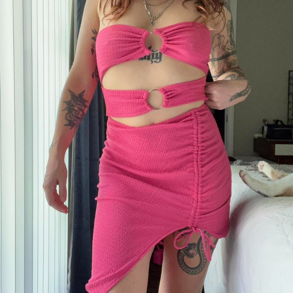 Strapless O-Ring Bodycon Cut Out Dress